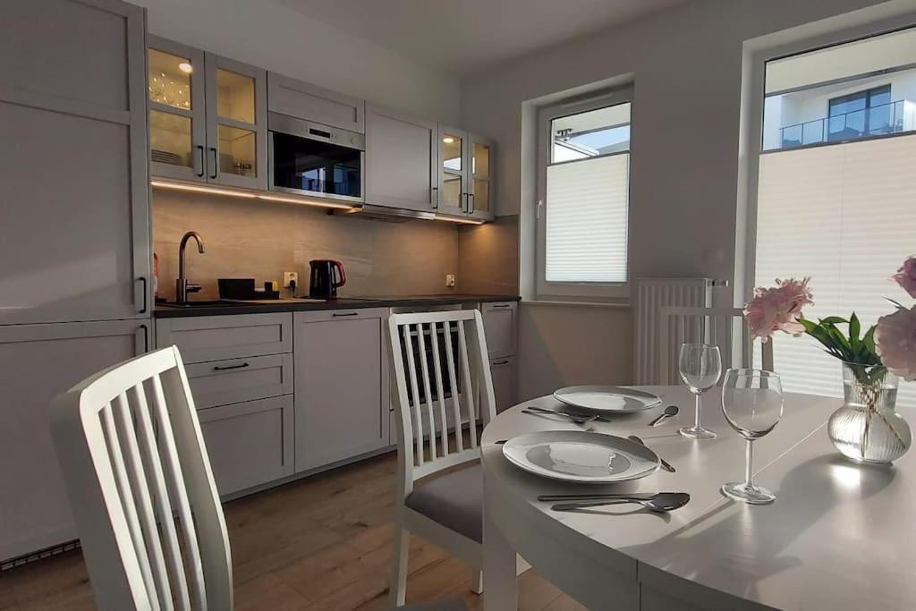 Appartement Urokliwy Apartament Baltyk Nieopodal Gdyni New à Pogorze Extérieur photo